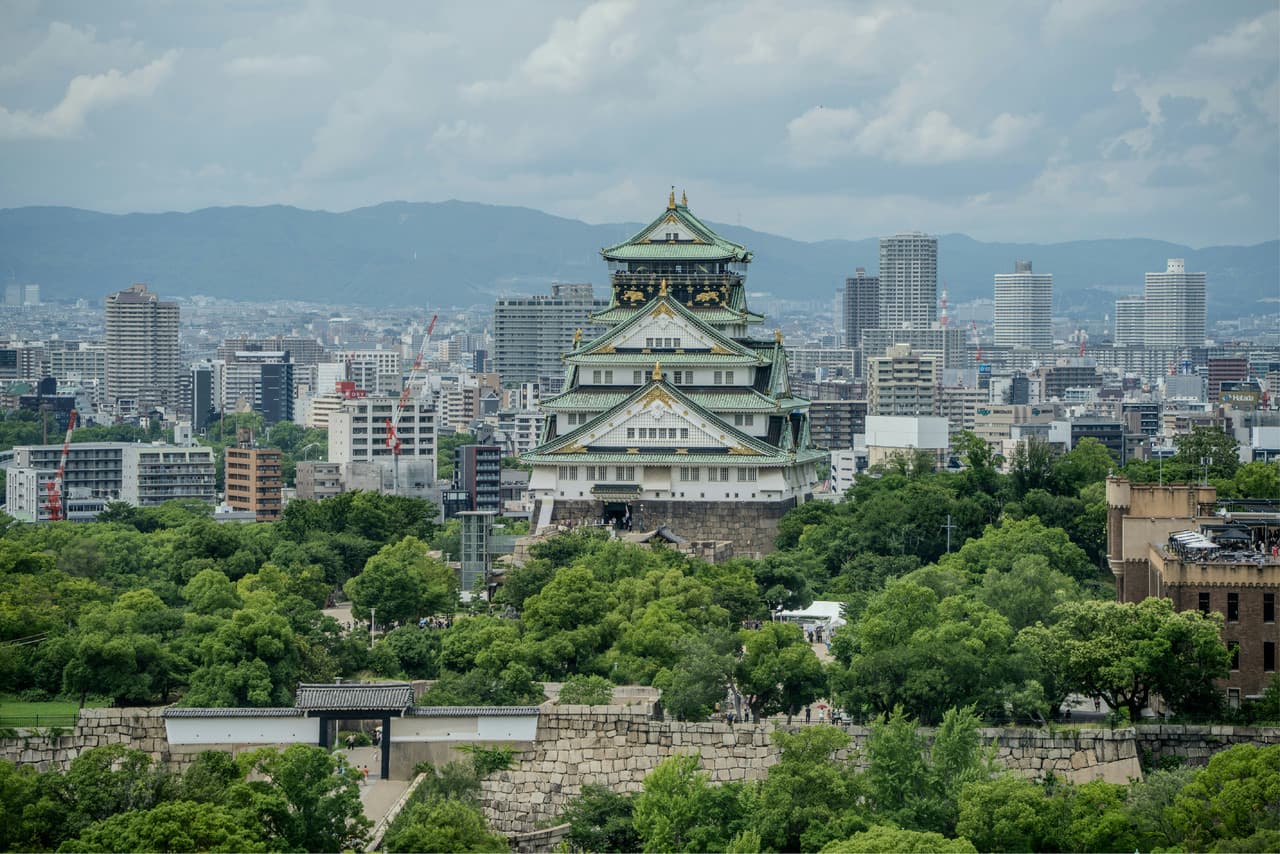 歴史の時間が流れる大阪城